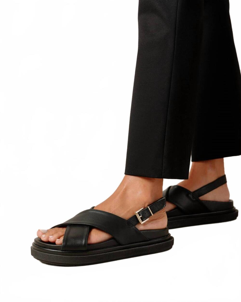 NEW ALOHAS women's marshmallow sandal in black